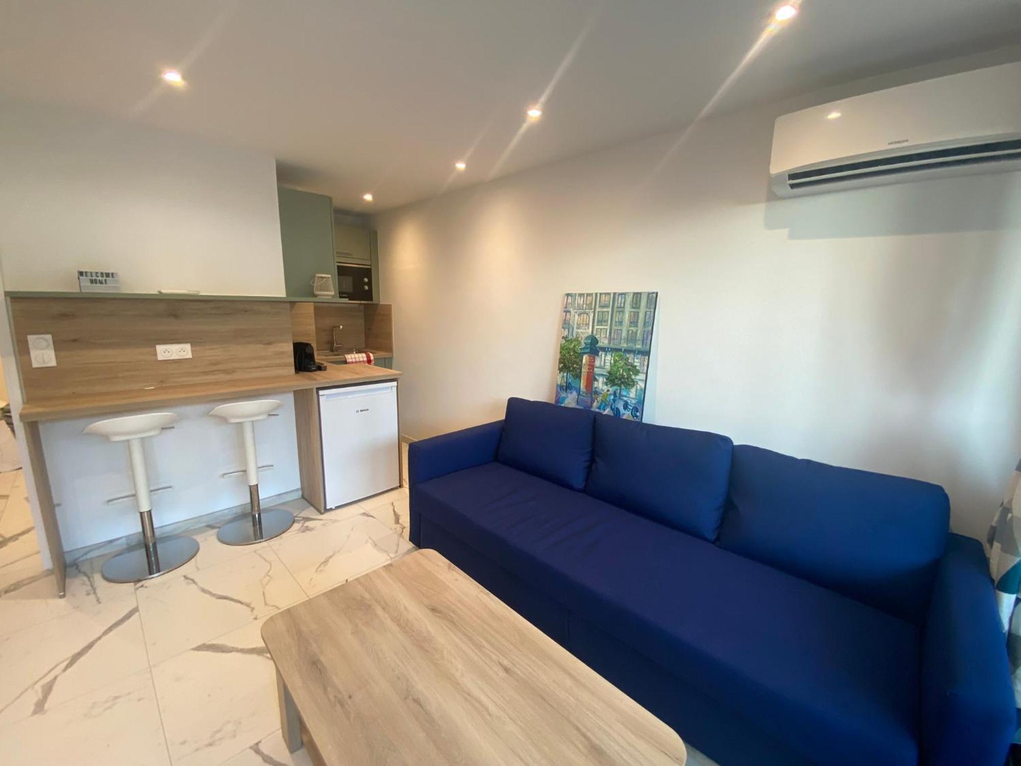 Appartement Face Mer Et Port Santa Lucia Climatise Et Wifi Saint-Raphael  Exterior photo